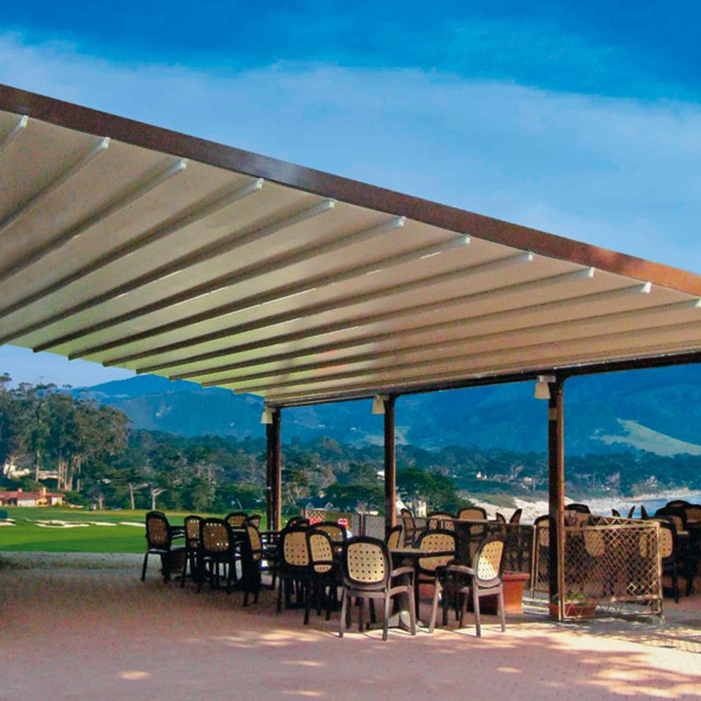 Tenda da sole a pergola pe locale a Portofino